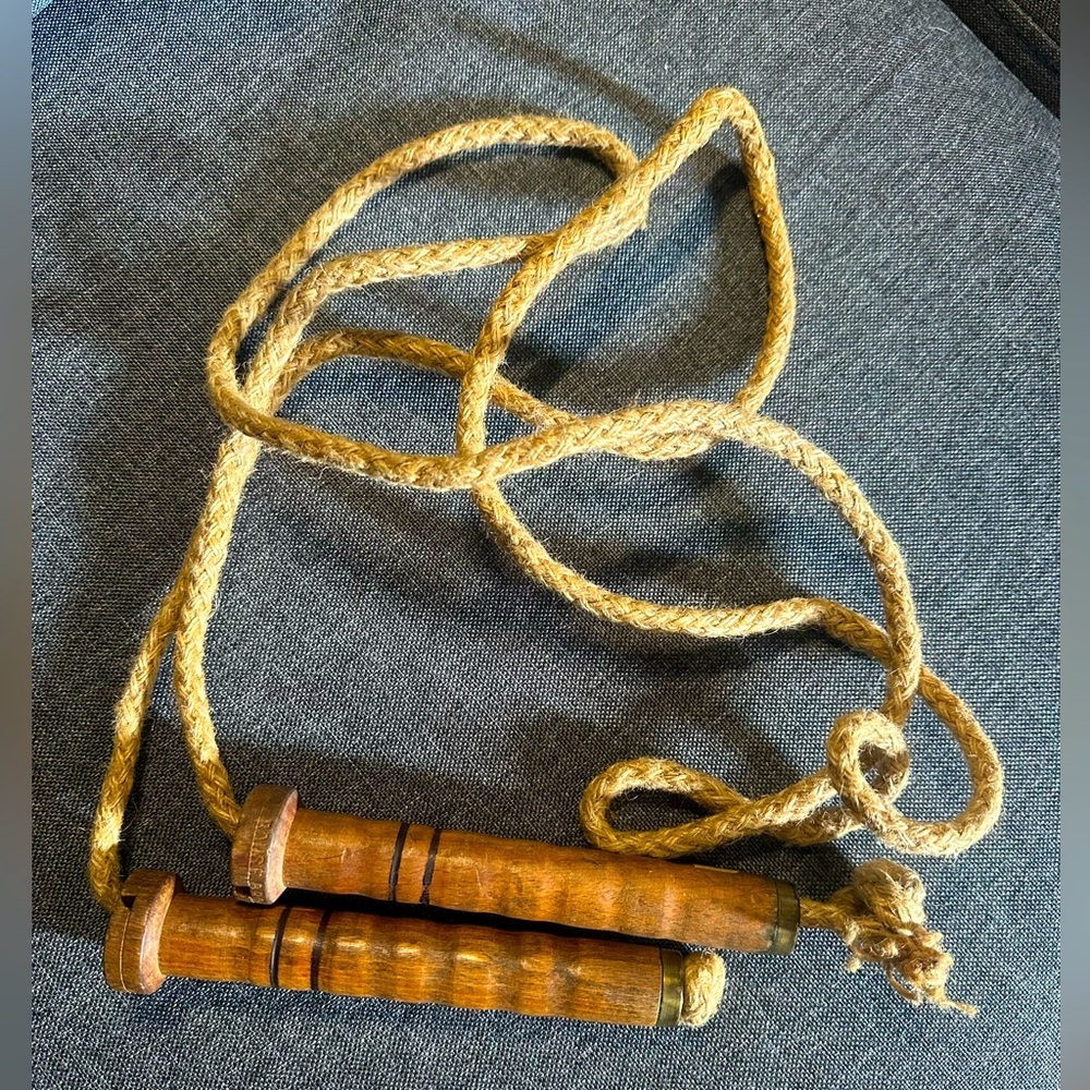 Antique jump rope. Hand made in England. Wooden handles. Collectible. Toys